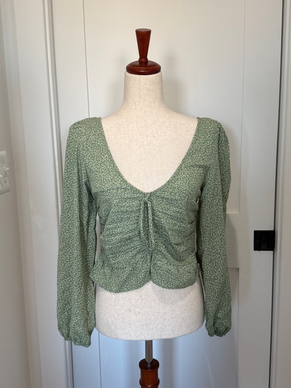 H&M Sage Green Floral Ruched V-Neck Blouse